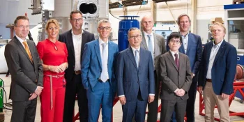 Japanese Ambassador Visits Hosokawa Micron